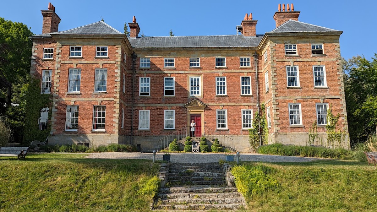 Trevor Hall - estate wedding venue in Llangollen