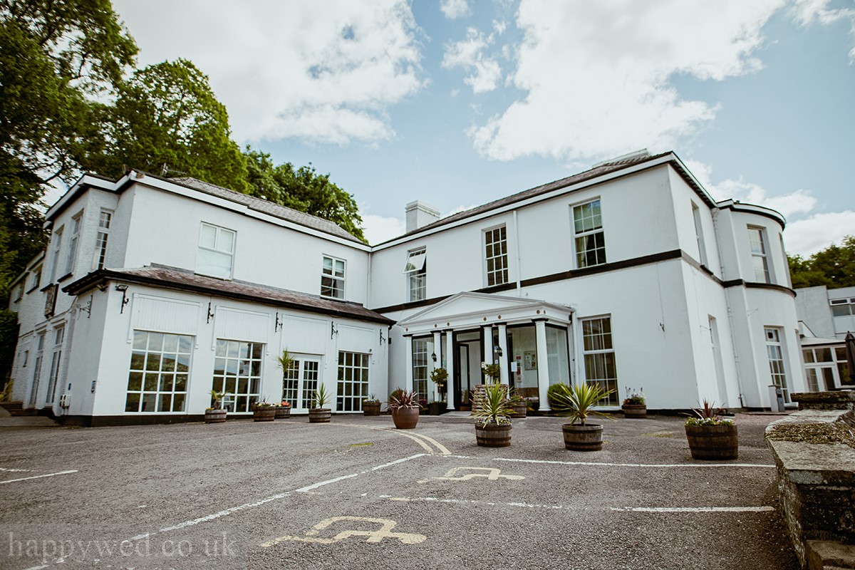 The Manor Hotel - hotel wedding venue in Crickhowell, Powys