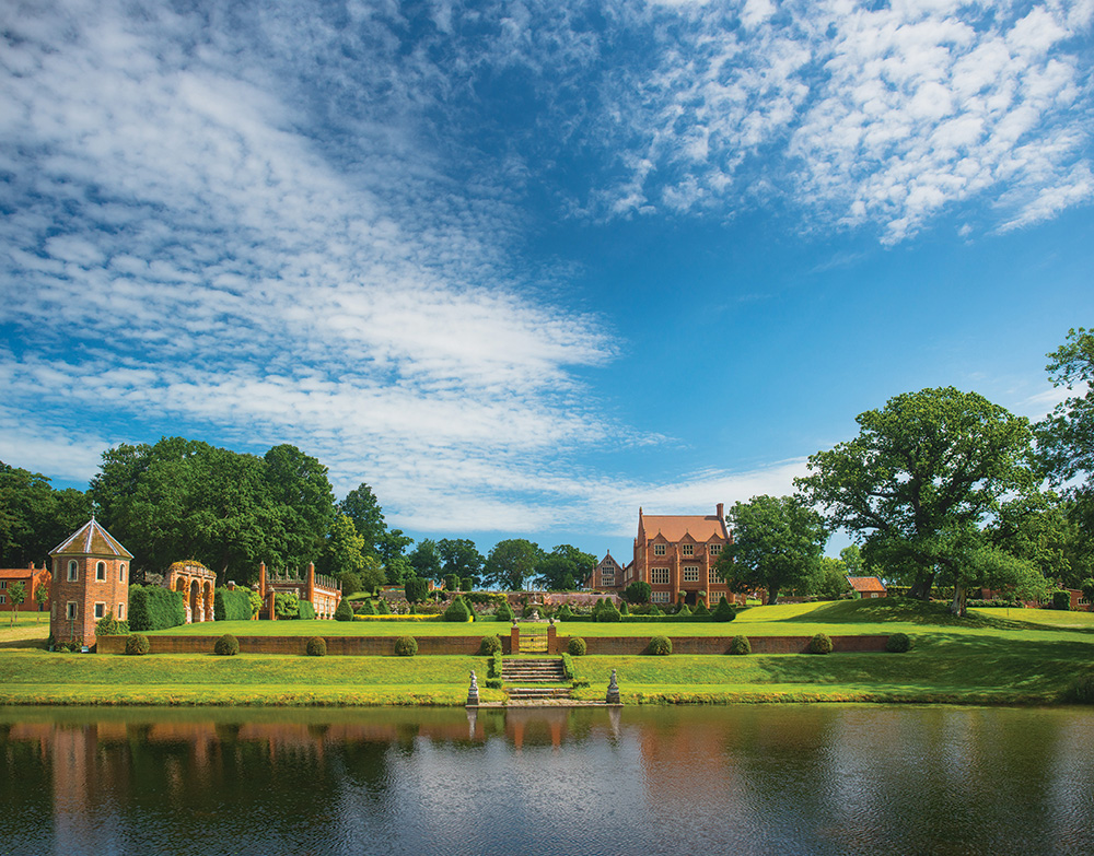 Oxnead Hall - manor wedding venue in Hall, Norfolk