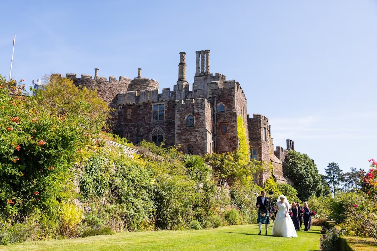 Berkeley Castle Weddings - castle wedding venue in Berkeley, Gloucestershire