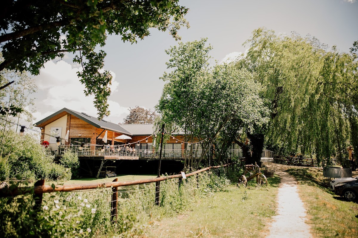 Bennetts Willow Barn photo 3