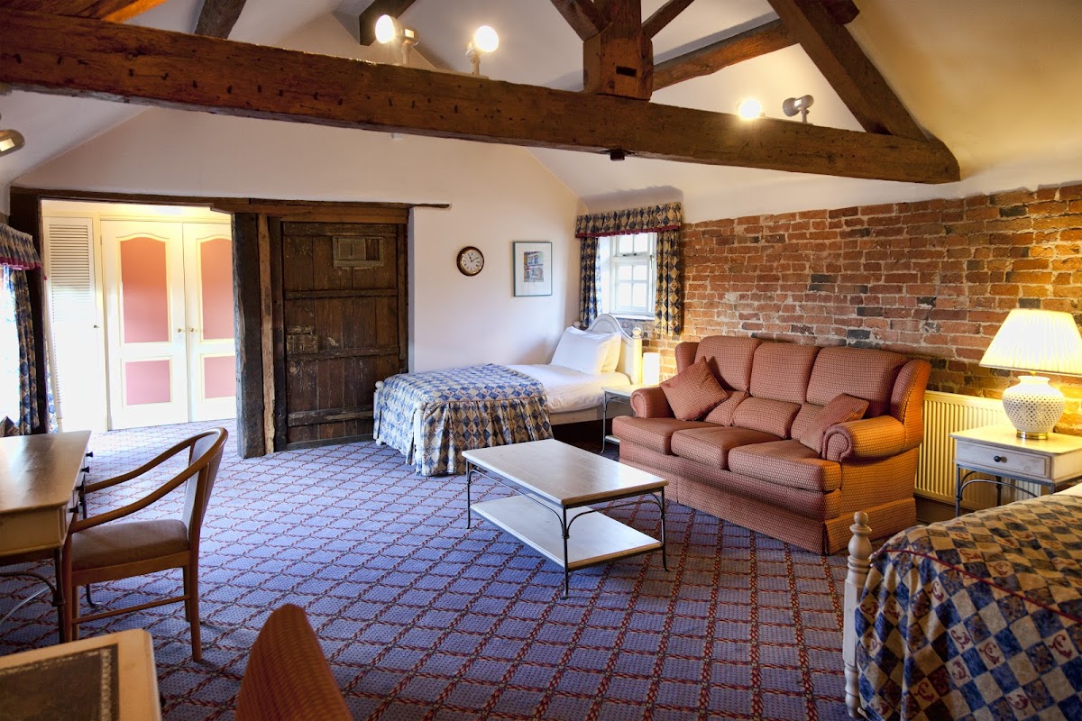 Donington Park Farmhouse photo 4