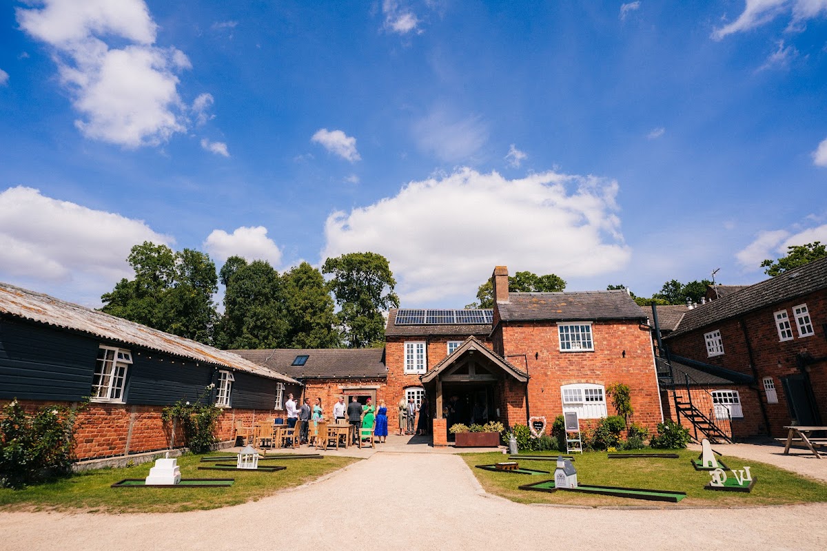 Donington Park Farmhouse photo 5