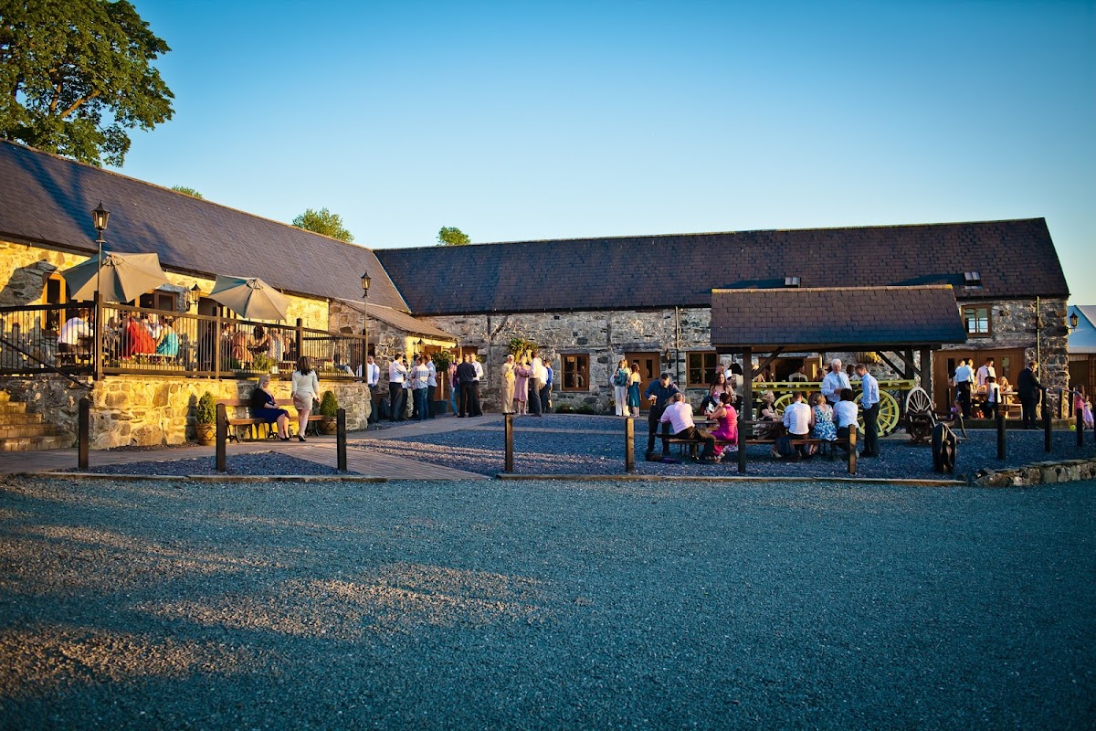 Plas Isaf Country Barn & Gardens - barn wedding venue in Corwen, Denbighshire