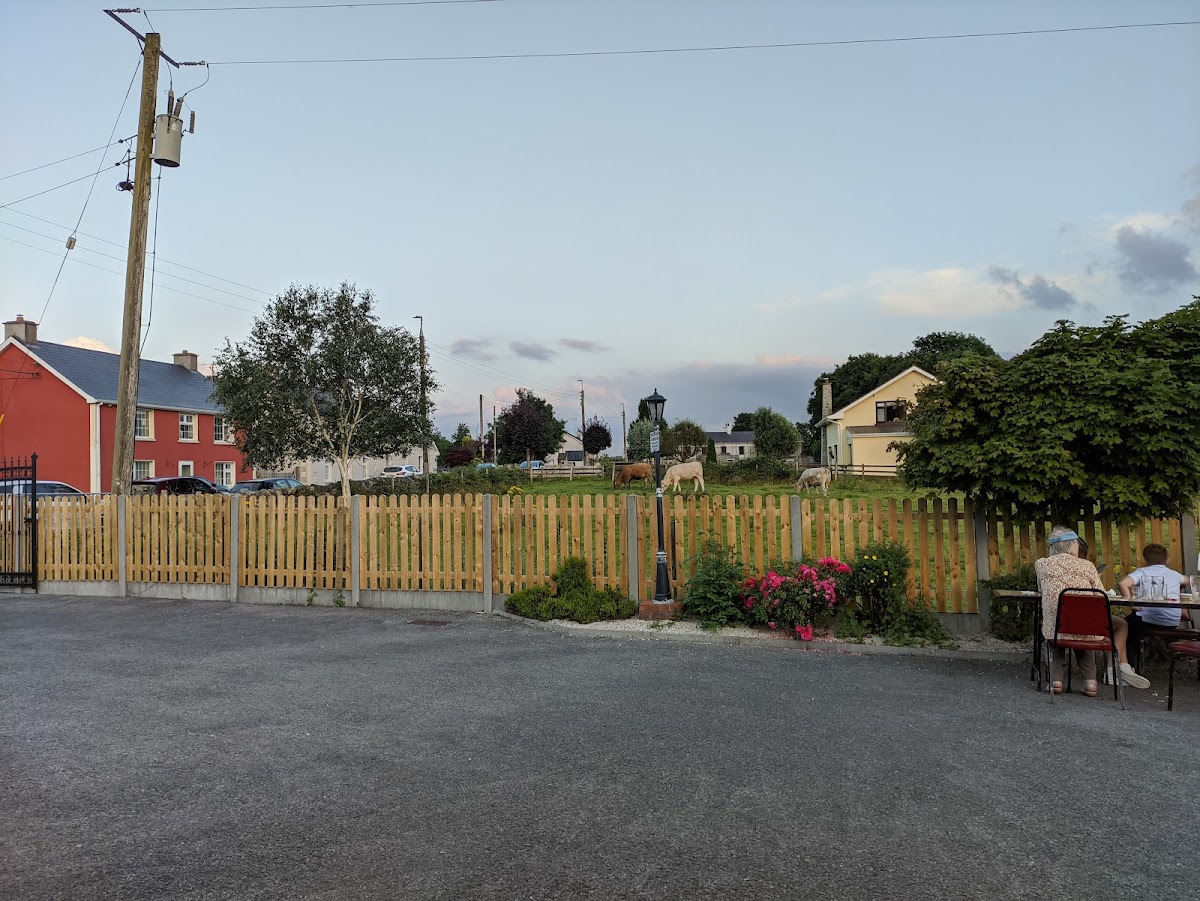 The Pikers Lodge - lodge wedding venue in Loch Gowna, Co. Cavan